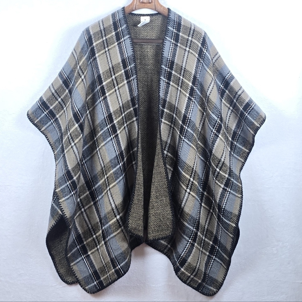 Woolrich Reversible Plaid Herringbone Blanket Wrap Shawl Cape Women OS